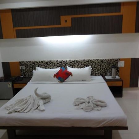 Hotel Grand Suites อินดอร์ ภายนอก รูปภาพ