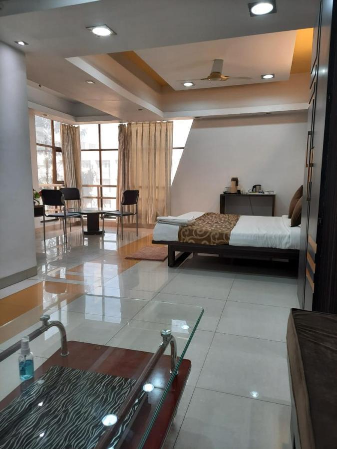 Hotel Grand Suites อินดอร์ ภายนอก รูปภาพ